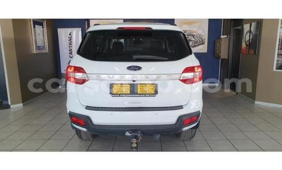 اشتري مستعمل Ford Everest White سيارة في Maseru في Maseru اشتري مستعمل Ford Everest White سيارة في Maseru في Maseru