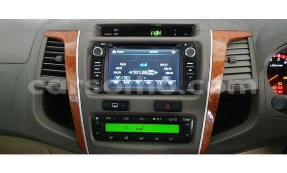 Sayi Na hannu Ford Everest White Mota in Maseru a Maseru Sayi Na hannu Ford Everest White Mota in Maseru a Maseru