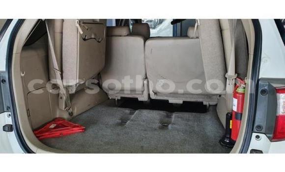 Sayi Na hannu Ford Everest White Mota in Maseru a Maseru Sayi Na hannu Ford Everest White Mota in Maseru a Maseru