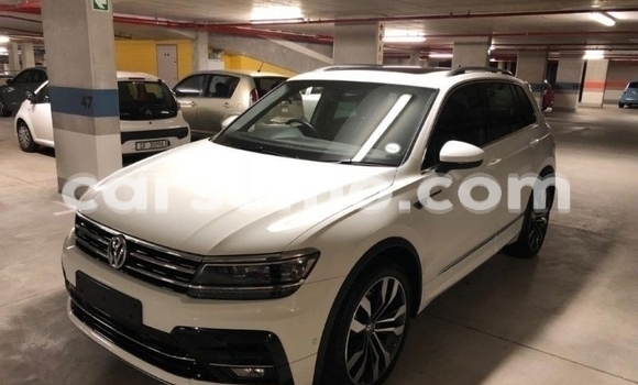 Acheter Occasion Voiture Volkswagen Tiguan Blanc à Maseru, Maseru Acheter Occasion Voiture Volkswagen Tiguan Blanc à Maseru, Maseru