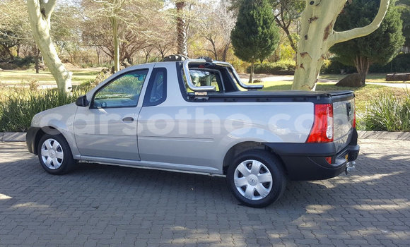 اشتري مستعمل Nissan NP 300 Silver سيارة في Mafeteng في Mafeteng اشتري مستعمل Nissan NP 300 Silver سيارة في Mafeteng في Mafeteng