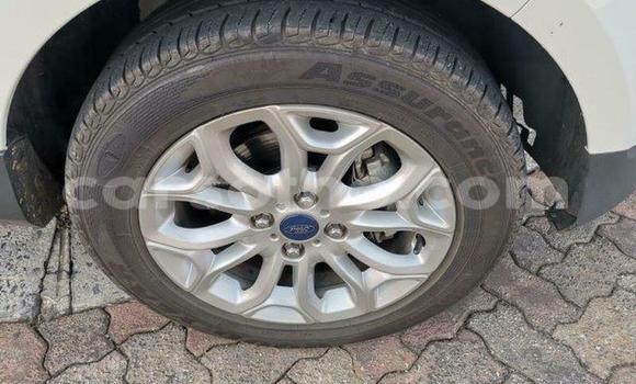 Acheter Occasion Voiture Ford EcoSport Blanc à Maseru, Maseru Acheter Occasion Voiture Ford EcoSport Blanc à Maseru, Maseru