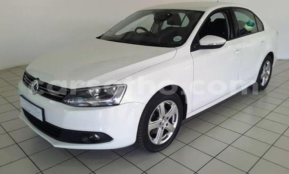 اشتري مستعمل Volkswagen Jetta White سيارة في Maseru في Maseru اشتري مستعمل Volkswagen Jetta White سيارة في Maseru في Maseru