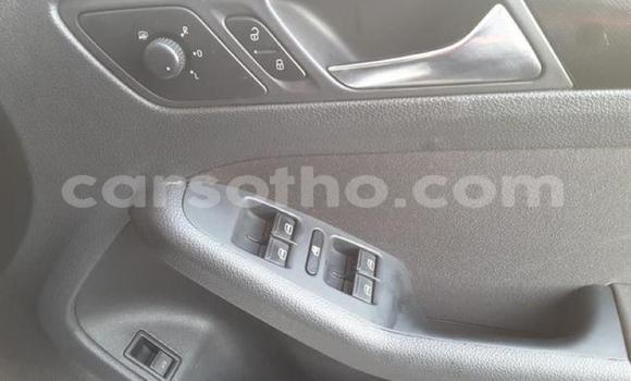 اشتري مستعمل Volkswagen Jetta White سيارة في Maseru في Maseru اشتري مستعمل Volkswagen Jetta White سيارة في Maseru في Maseru