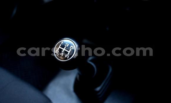 Acheter Occasion Voiture Isuzu KB Blanc à Butha–Buthe, Thaba-Tseka Acheter Occasion Voiture Isuzu KB Blanc à Butha–Buthe, Thaba-Tseka