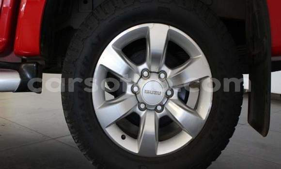 Acheter Occasion Voiture Isuzu KB Rouge à Butha–Buthe, Thaba-Tseka Acheter Occasion Voiture Isuzu KB Rouge à Butha–Buthe, Thaba-Tseka