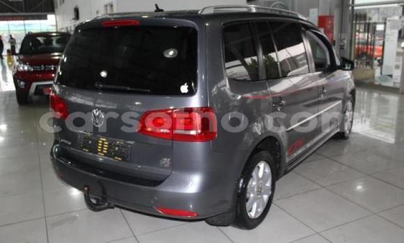 Acheter Occasion Voiture Volkswagen Touran Autre à Maputsoa, Leribe Acheter Occasion Voiture Volkswagen Touran Autre à Maputsoa, Leribe