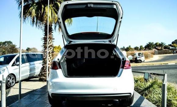 Sayi Na hannu Audi A3 White Mota in Hlotse a Leribe Sayi Na hannu Audi A3 White Mota in Hlotse a Leribe