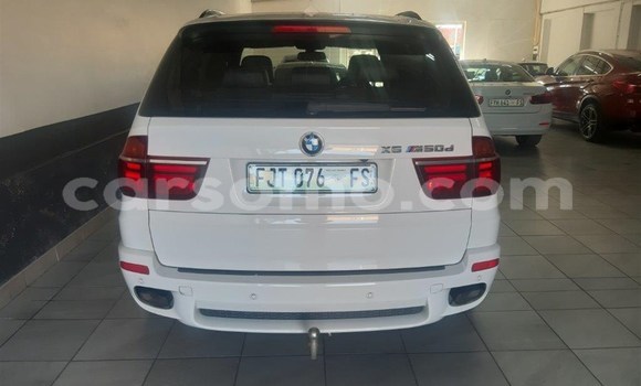 Sayi Na hannu BMW X5 White Mota in Maseru a Maseru Sayi Na hannu BMW X5 White Mota in Maseru a Maseru