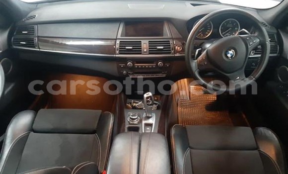 Sayi Na hannu BMW X5 White Mota in Maseru a Maseru Sayi Na hannu BMW X5 White Mota in Maseru a Maseru