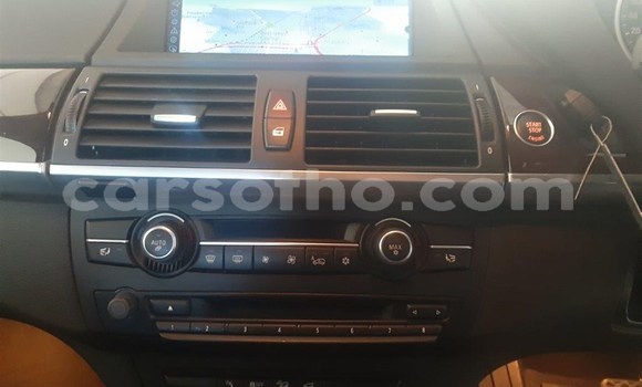 Sayi Na hannu BMW X5 White Mota in Maseru a Maseru Sayi Na hannu BMW X5 White Mota in Maseru a Maseru
