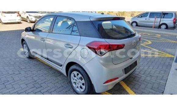 Sayi Na hannu Hyundai i20 Silver Mota in Maputsoe a Leribe Sayi Na hannu Hyundai i20 Silver Mota in Maputsoe a Leribe