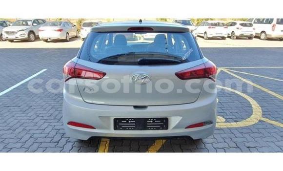 Sayi Na hannu Hyundai i20 Silver Mota in Maputsoe a Leribe Sayi Na hannu Hyundai i20 Silver Mota in Maputsoe a Leribe