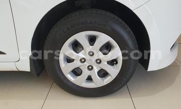 Sayi Na hannu Hyundai i20 White Mota in Maseru a Maseru Sayi Na hannu Hyundai i20 White Mota in Maseru a Maseru