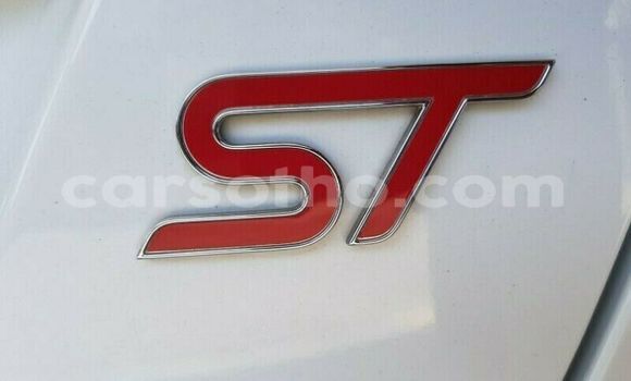 اشتري مستعمل Ford Fiesta ST White سيارة في Maseru في Maseru اشتري مستعمل Ford Fiesta ST White سيارة في Maseru في Maseru