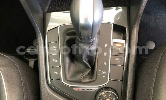 Acheter Occasion Voiture Volkswagen Tiguan Blanc à Maputsoa, Leribe Acheter Occasion Voiture Volkswagen Tiguan Blanc à Maputsoa, Leribe