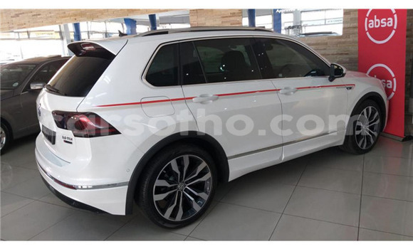 اشتري مستعمل Volkswagen Tiguan White سيارة في Mafeteng في Mafeteng اشتري مستعمل Volkswagen Tiguan White سيارة في Mafeteng في Mafeteng