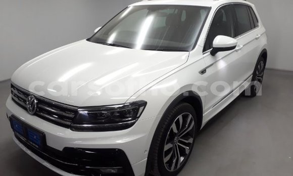 اشتري مستعمل Volkswagen Tiguan White سيارة في Maputsoa في Leribe اشتري مستعمل Volkswagen Tiguan White سيارة في Maputsoa في Leribe