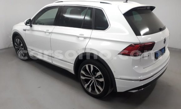 اشتري مستعمل Volkswagen Tiguan White سيارة في Maputsoa في Leribe اشتري مستعمل Volkswagen Tiguan White سيارة في Maputsoa في Leribe