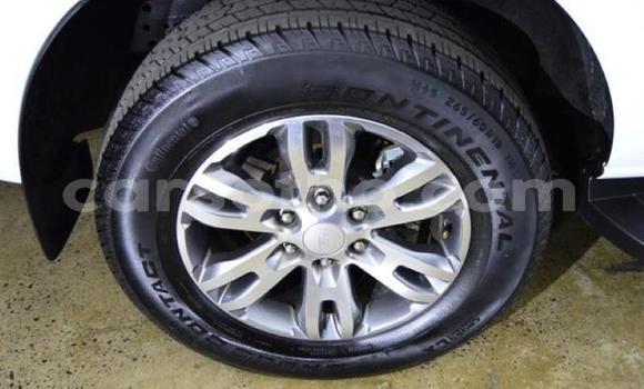 اشتري مستعمل Ford Everest White سيارة في Maputsoa في Leribe اشتري مستعمل Ford Everest White سيارة في Maputsoa في Leribe