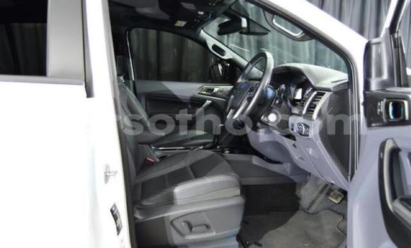 اشتري مستعمل Ford Everest White سيارة في Maputsoa في Leribe اشتري مستعمل Ford Everest White سيارة في Maputsoa في Leribe