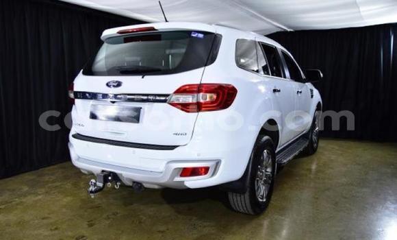 اشتري مستعمل Ford Everest White سيارة في Maputsoa في Leribe اشتري مستعمل Ford Everest White سيارة في Maputsoa في Leribe