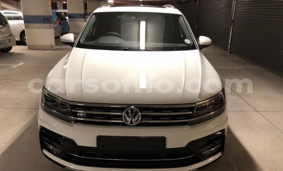 اشتري مستعمل Volkswagen Tiguan White سيارة في Maputsoa في Leribe اشتري مستعمل Volkswagen Tiguan White سيارة في Maputsoa في Leribe