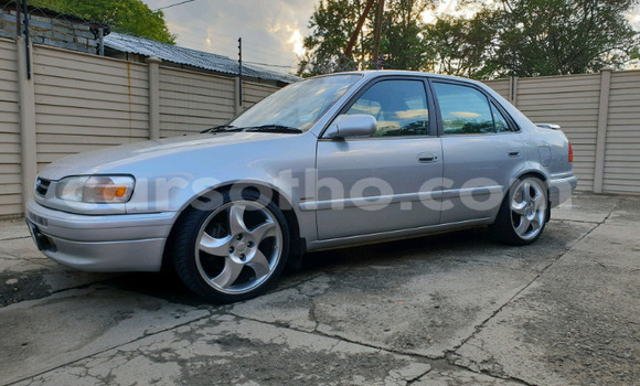 اشتري مستعمل Toyota Corolla Silver سيارة في Maputsoe في Leribe اشتري مستعمل Toyota Corolla Silver سيارة في Maputsoe في Leribe