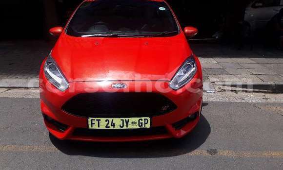 Acheter Occasion Voiture Ford Fiesta ST Rouge à Maseru, Maseru Acheter Occasion Voiture Ford Fiesta ST Rouge à Maseru, Maseru