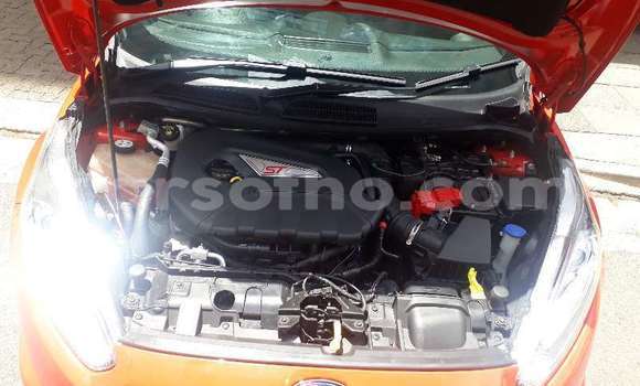 Acheter Occasion Voiture Ford Fiesta ST Rouge à Maseru, Maseru Acheter Occasion Voiture Ford Fiesta ST Rouge à Maseru, Maseru