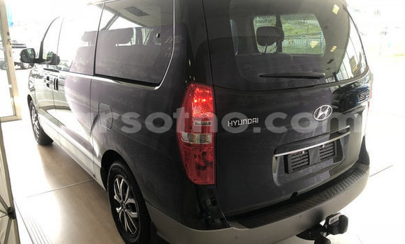 اشتري مستعمل Hyundai H1 Black سيارة في Maseru في Maseru اشتري مستعمل Hyundai H1 Black سيارة في Maseru في Maseru