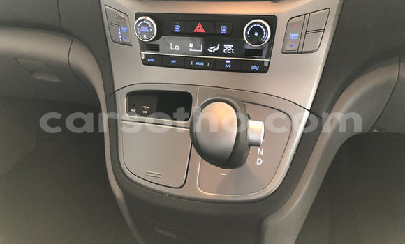 اشتري مستعمل Hyundai H1 Black سيارة في Maseru في Maseru اشتري مستعمل Hyundai H1 Black سيارة في Maseru في Maseru