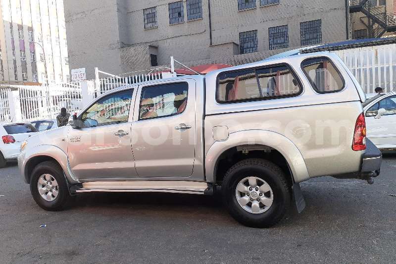 Big with watermark toyota hilux double cab hilux 2 7 vvti rb s p u d c 2006 id 63857015 type main