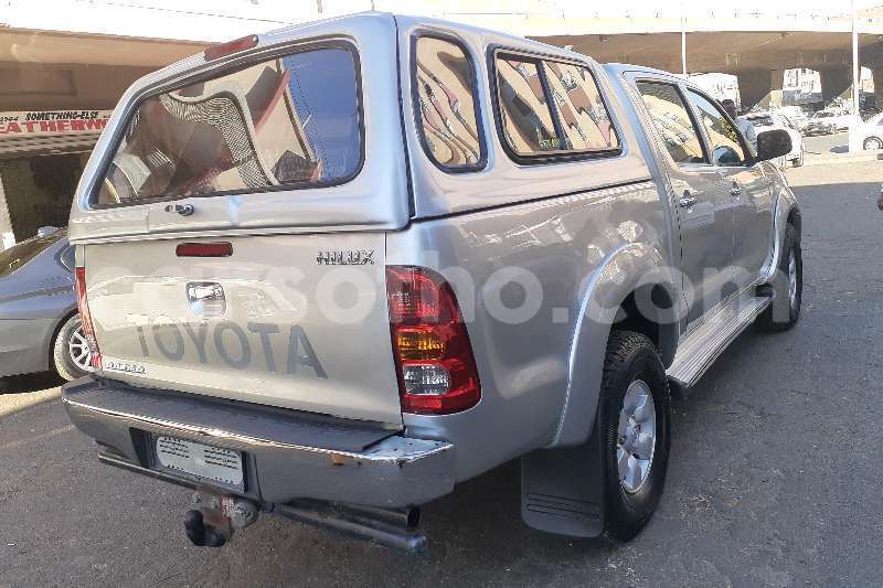 Big with watermark toyota hilux double cab hilux 2 7 vvti rb s p u d c 2006 id 63857036 type main