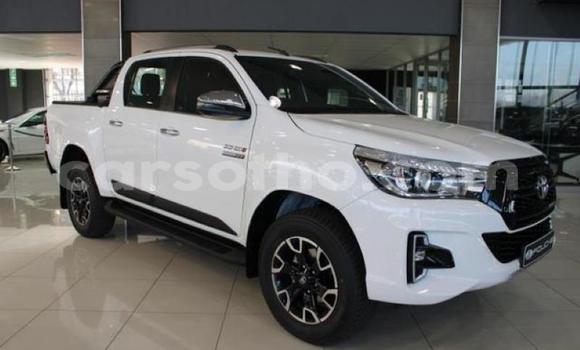 اشتري مستعمل Toyota Hilux White سيارة في Maputsoe في Leribe اشتري مستعمل Toyota Hilux White سيارة في Maputsoe في Leribe