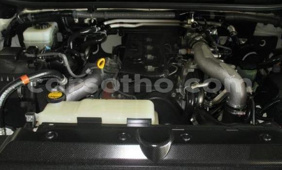 اشتري مستعمل Toyota Land Cruiser Prado White سيارة في Maseru في Maseru اشتري مستعمل Toyota Land Cruiser Prado White سيارة في Maseru في Maseru