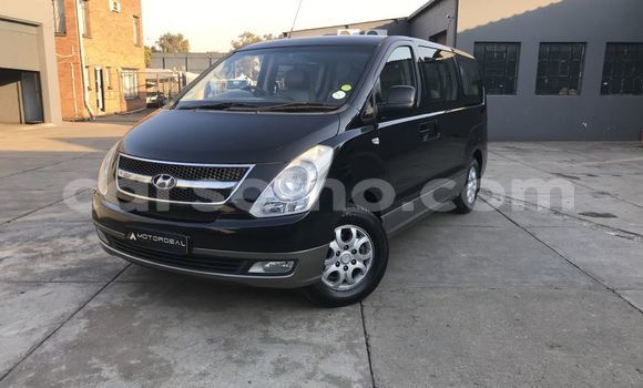 Acheter Occasion Voiture Hyundai H1 Noir à Maseru, Maseru Acheter Occasion Voiture Hyundai H1 Noir à Maseru, Maseru