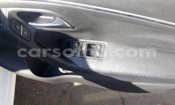 Buy Used Volkswagen Polo White Car in Mafeteng in Mafeteng Buy Used Volkswagen Polo White Car in Mafeteng in Mafeteng