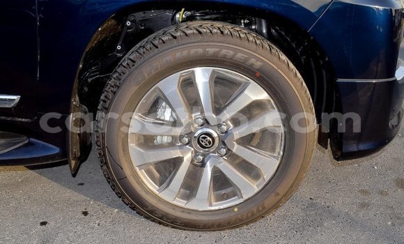 Acheter Neuf Voiture Toyota Land Cruiser Noir à Butha Buthe, Butha-Buthe Acheter Neuf Voiture Toyota Land Cruiser Noir à Butha Buthe, Butha-Buthe