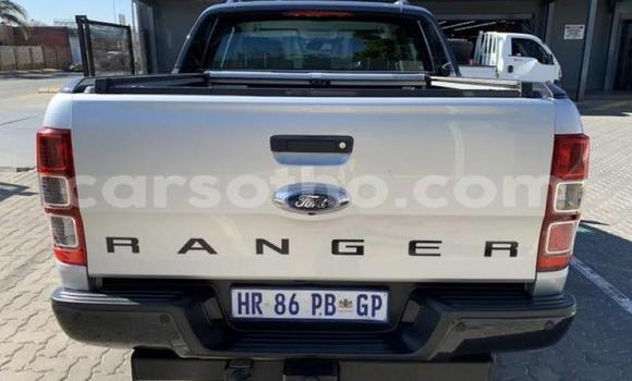 Sayi Na hannu Ford Ranger Silver Mota in Maseru a Maseru Sayi Na hannu Ford Ranger Silver Mota in Maseru a Maseru