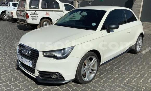 Sayi Na hannu Audi A1 White Mota in Maseru a Maseru Sayi Na hannu Audi A1 White Mota in Maseru a Maseru