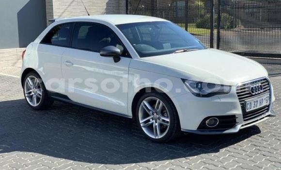 Sayi Na hannu Audi A1 White Mota in Maseru a Maseru Sayi Na hannu Audi A1 White Mota in Maseru a Maseru