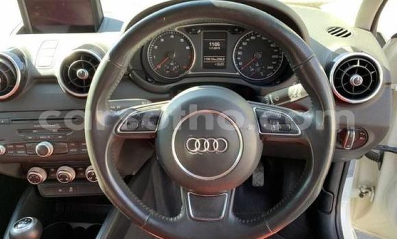 Sayi Na hannu Audi A1 White Mota in Maseru a Maseru Sayi Na hannu Audi A1 White Mota in Maseru a Maseru