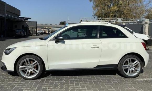 Sayi Na hannu Audi A1 White Mota in Maseru a Maseru Sayi Na hannu Audi A1 White Mota in Maseru a Maseru
