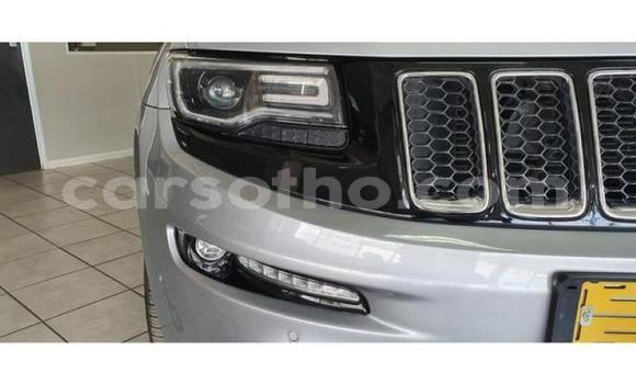 Acheter Occasion Voiture Jeep Grand Cherokee SRT8 Gris à Butha Buthe, Butha-Buthe Acheter Occasion Voiture Jeep Grand Cherokee SRT8 Gris à Butha Buthe, Butha-Buthe