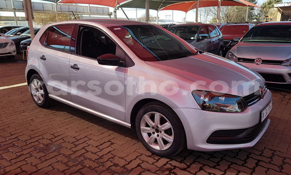 Acheter Occasion Voiture Volkswagen Polo Gris à Maputsoe, Leribe Acheter Occasion Voiture Volkswagen Polo Gris à Maputsoe, Leribe