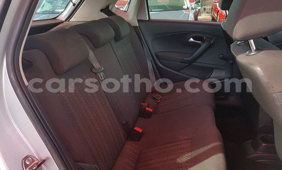 Acheter Occasion Voiture Volkswagen Polo Gris à Maputsoe, Leribe Acheter Occasion Voiture Volkswagen Polo Gris à Maputsoe, Leribe