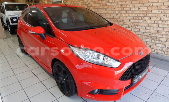 Sayi Na hannu Ford Fiesta ST Red Mota in Maputsoa a Leribe Sayi Na hannu Ford Fiesta ST Red Mota in Maputsoa a Leribe