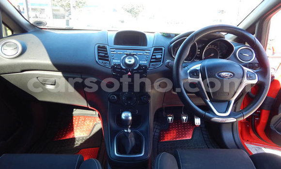Sayi Na hannu Ford Fiesta ST Red Mota in Maputsoa a Leribe Sayi Na hannu Ford Fiesta ST Red Mota in Maputsoa a Leribe