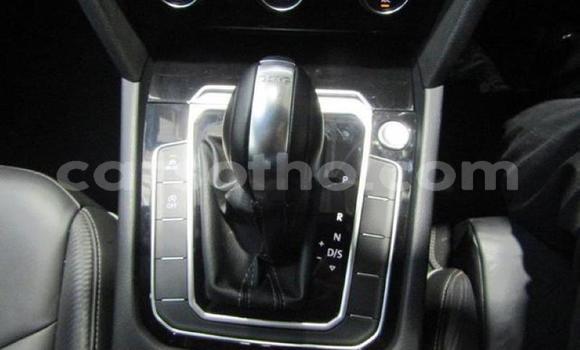 Buy Used Volkswagen Arteon White Car in Maseru in Maseru Buy Used Volkswagen Arteon White Car in Maseru in Maseru